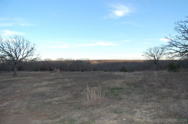 28755 S 230 Road, Henryetta, OK 74437