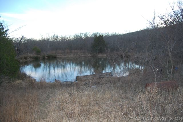 28755 S 230 Road, Henryetta, OK 74437