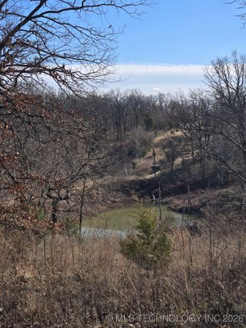 28755 S 230 Road, Henryetta, OK 74437