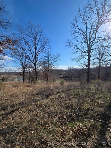 28755 S 230 Road, Henryetta, OK 74437