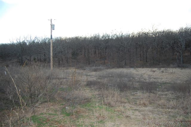 28755 S 230 Road, Henryetta, OK 74437