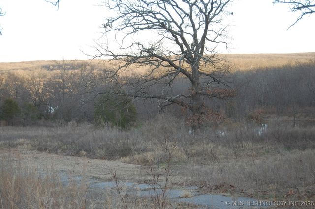 28755 S 230 Road, Henryetta, OK 74437