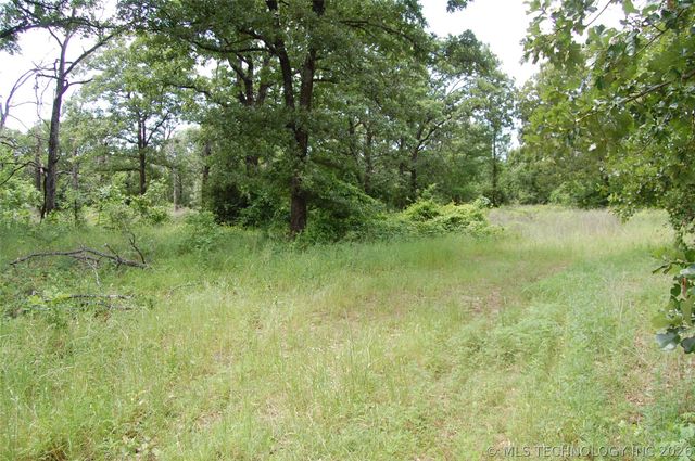 28755 S 230 Road, Henryetta, OK 74437