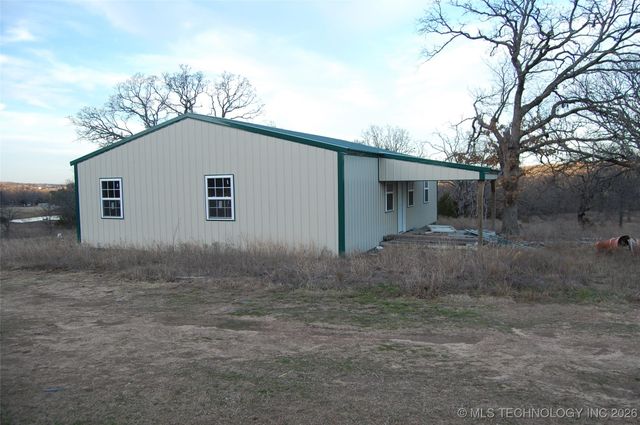 28755 S 230 Road, Henryetta, OK 74437