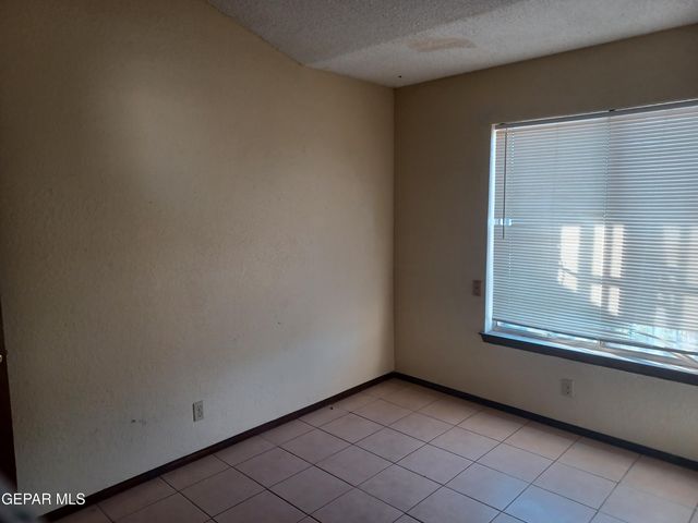 5939 DEER Avenue, El Paso, TX 79924
