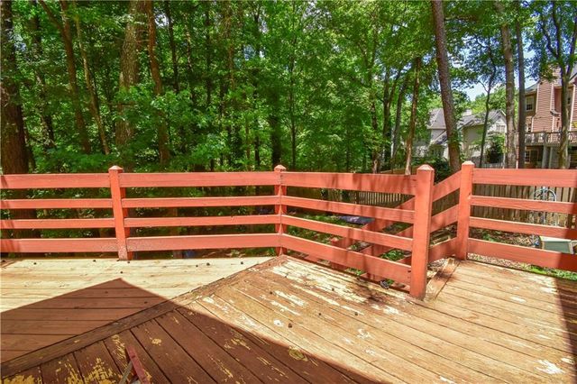 5028 Jamie NE Court, Woodstock, GA 30188