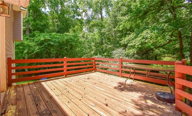 5028 Jamie NE Court, Woodstock, GA 30188