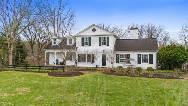 118 Kenton Road, Chagrin Falls, OH 44022
