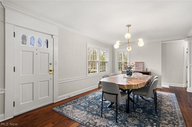 118 Kenton Road, Chagrin Falls, OH 44022