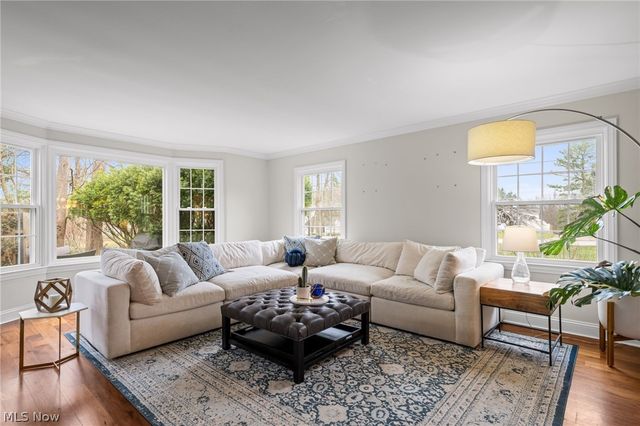 118 Kenton Road, Chagrin Falls, OH 44022