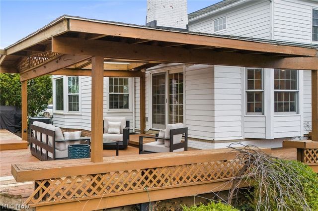 118 Kenton Road, Chagrin Falls, OH 44022