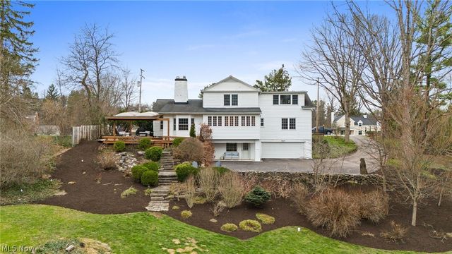 118 Kenton Road, Chagrin Falls, OH 44022