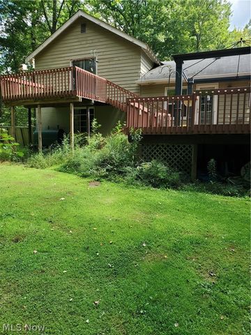 18418 Geauga Lake Road, Chagrin Falls, OH 44023