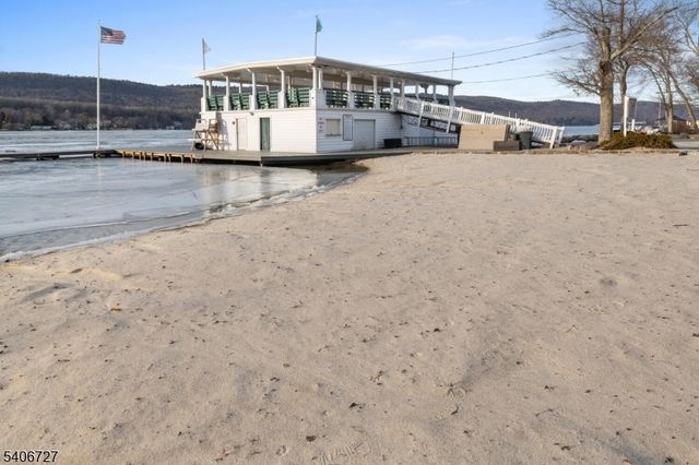 212 Long Pond Rd, West Milford Twp., NJ 07421