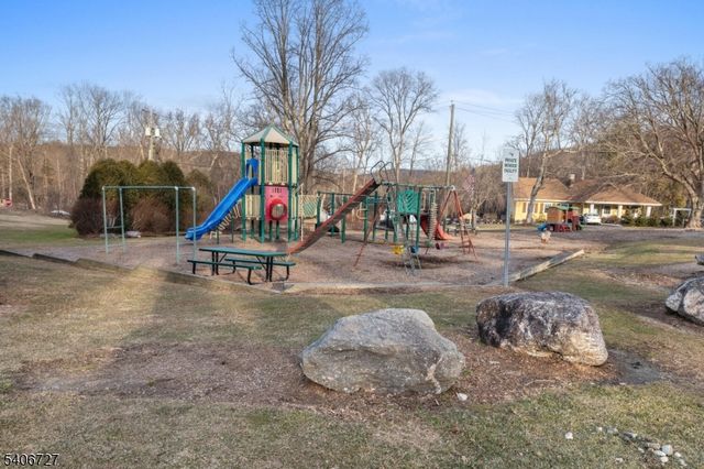 212 Long Pond Rd, West Milford Twp., NJ 07421