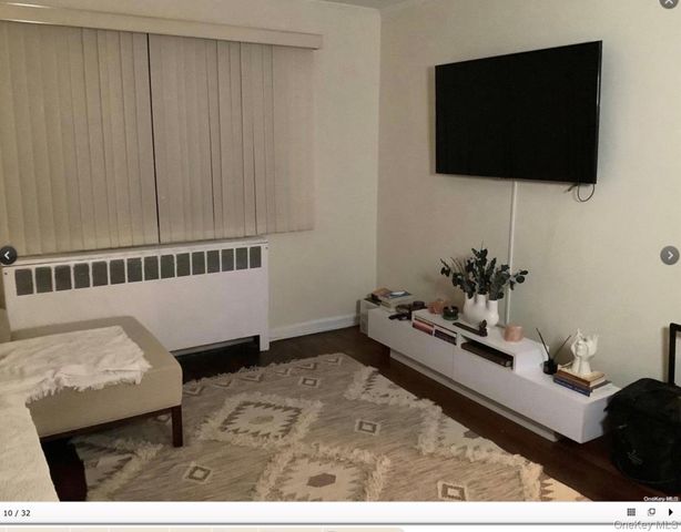 79-04 155th Avenue 189, Howard Beach, NY 11414