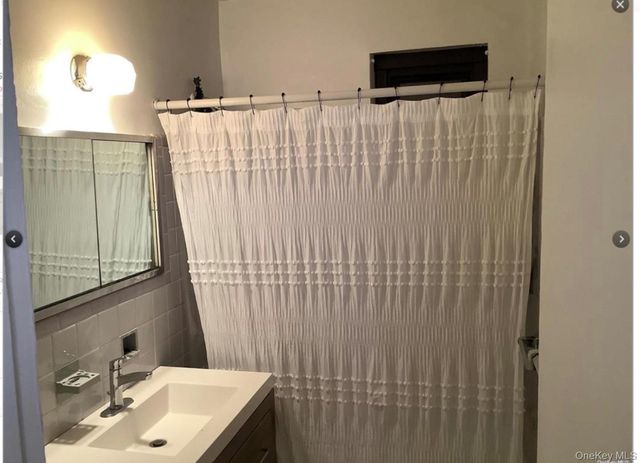 79-04 155th Avenue 189, Howard Beach, NY 11414