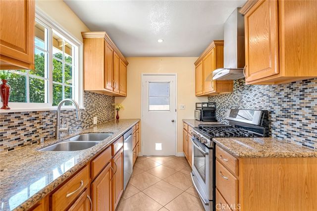20608 Valerio, Winnetka, CA 91306