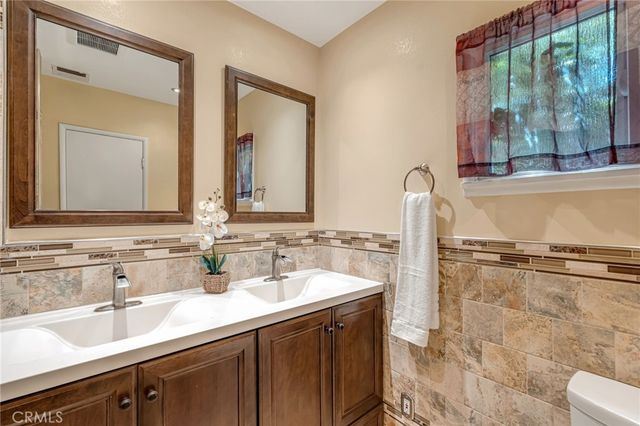 20608 Valerio, Winnetka, CA 91306