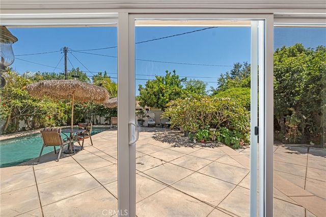 20608 Valerio, Winnetka, CA 91306