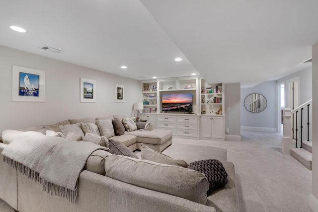 3816 Drew Avenue S, Minneapolis, MN 55410