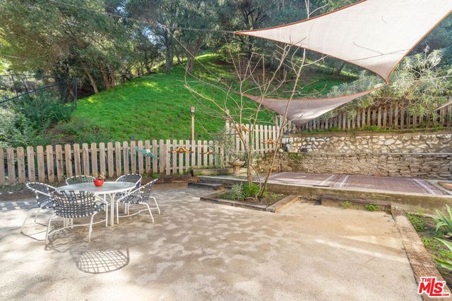 3705 Fredonia Drive, Los Angeles, CA 90068