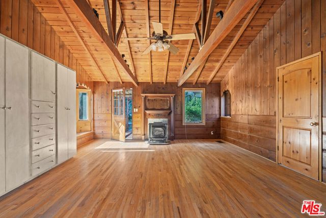 3705 Fredonia Drive, Los Angeles, CA 90068