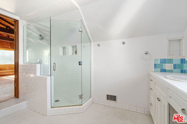 3705 Fredonia Drive, Los Angeles, CA 90068