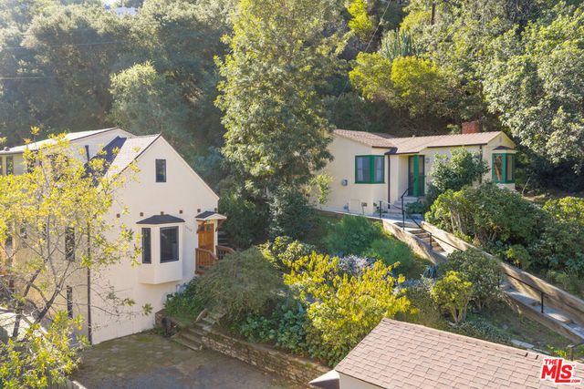 3705 Fredonia Drive, Los Angeles, CA 90068