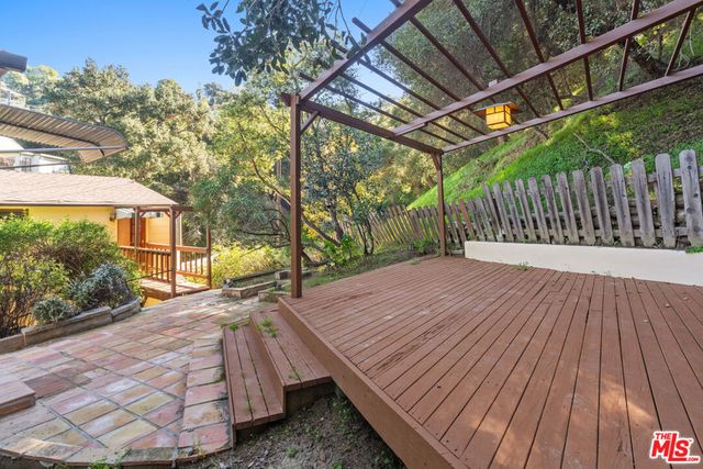 3705 Fredonia Drive, Los Angeles, CA 90068