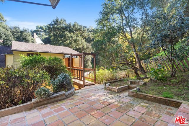 3705 Fredonia Drive, Los Angeles, CA 90068