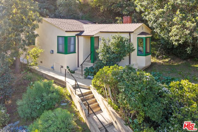 3705 Fredonia Drive, Los Angeles, CA 90068