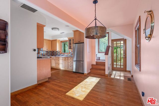 3705 Fredonia Drive, Los Angeles, CA 90068