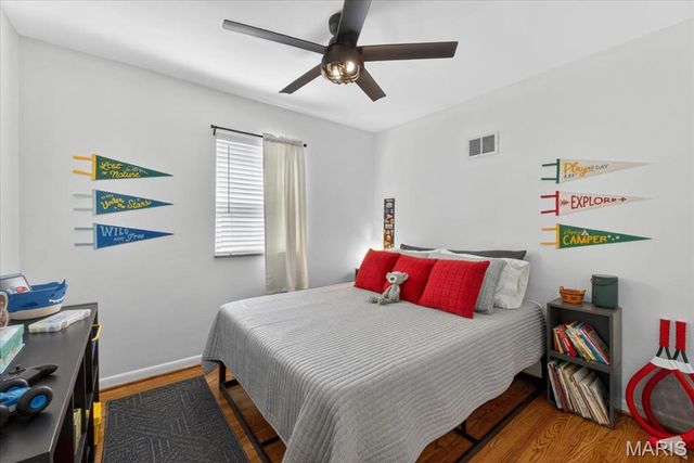 5573 Lindenwood Avenue, St Louis, MO 63109
