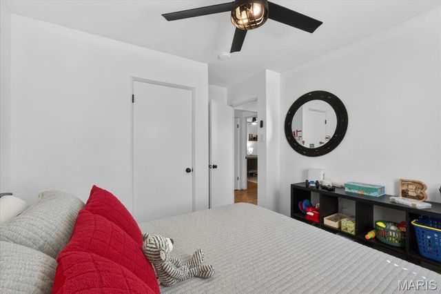 5573 Lindenwood Avenue, St Louis, MO 63109