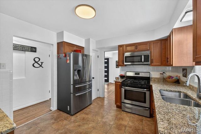 5573 Lindenwood Avenue, St Louis, MO 63109