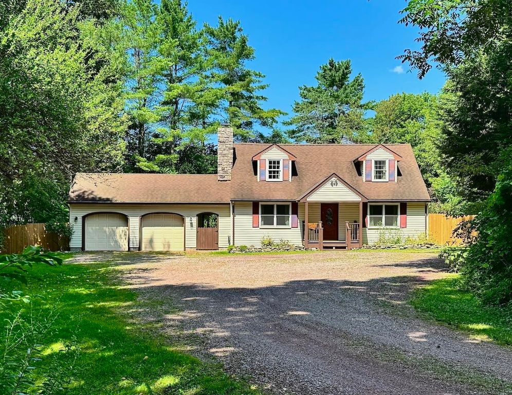 1649 East Manchester Road, Manchester, VT 05255