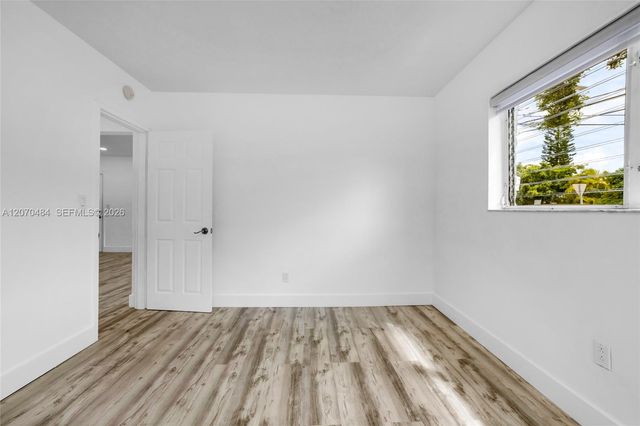 2250 Bay Drive 7, Miami Beach, FL 33141