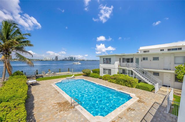 2250 Bay Drive 7, Miami Beach, FL 33141