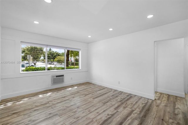 2250 Bay Drive 7, Miami Beach, FL 33141