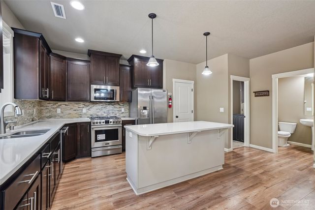 6906 NE 134th Street, Vancouver, WA 98686