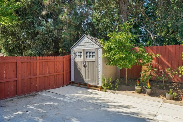 6906 NE 134th Street, Vancouver, WA 98686