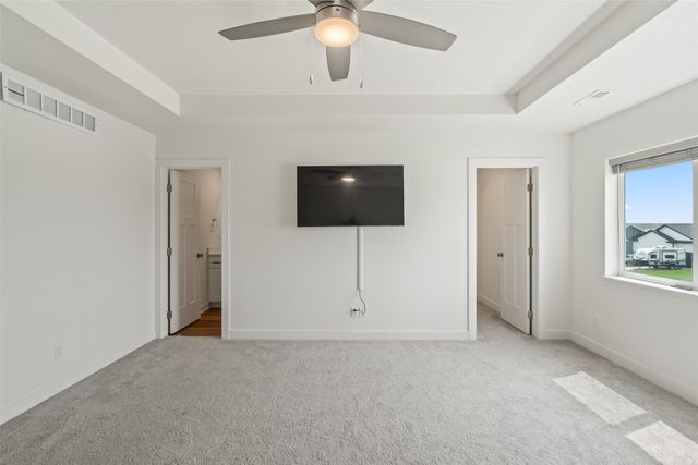 1025 Gray Avenue, Waukee, IA 50263