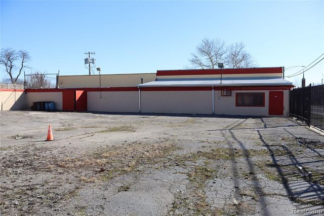 102 W State Fair, Highland Park, MI 48203