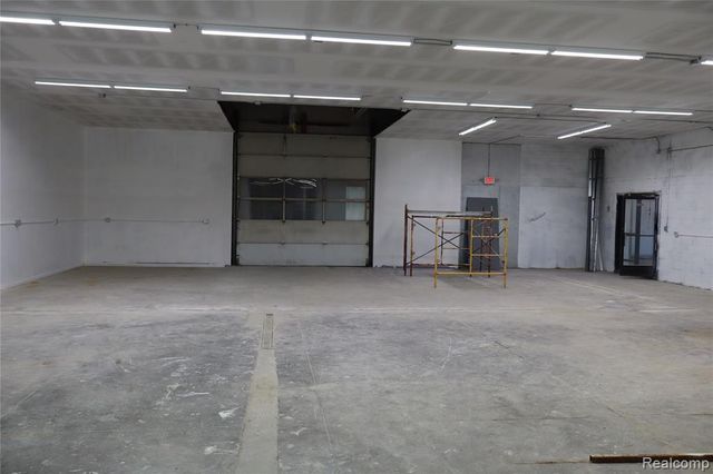 102 W State Fair, Highland Park, MI 48203