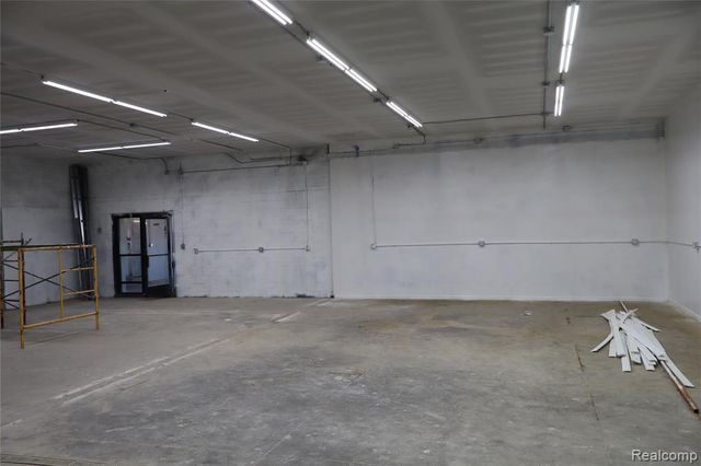 102 W State Fair, Highland Park, MI 48203