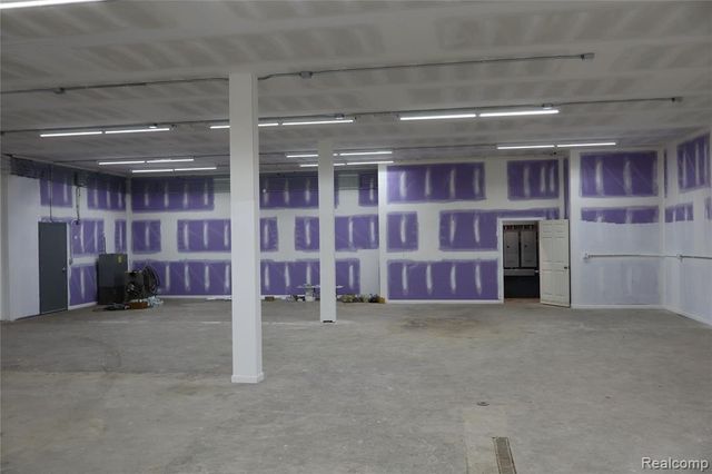 102 W State Fair, Highland Park, MI 48203