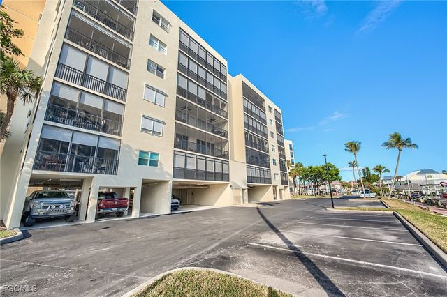 4431 Bay Beach LN 532, Fort Myers Beach, FL 33931