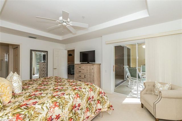 1025 Tarpon Cove DR 203, Naples, FL 34110