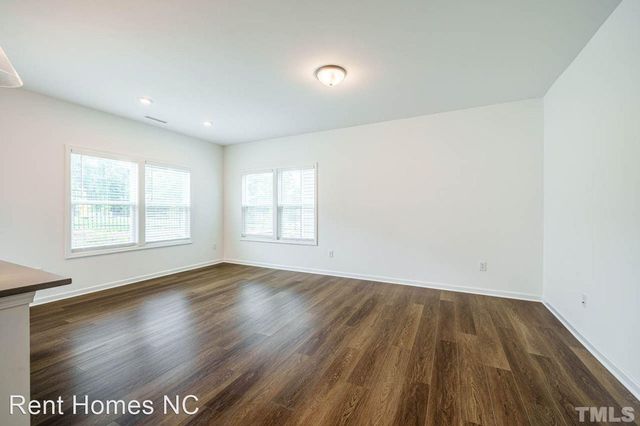 838 Oak Center Drive, Raleigh, NC 27610